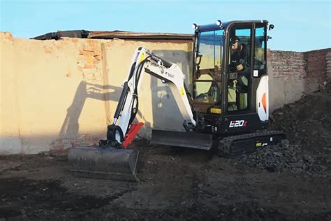 mini excavator with z boom|E20z Mini Excavator – Doosan Bobcat Oceania .